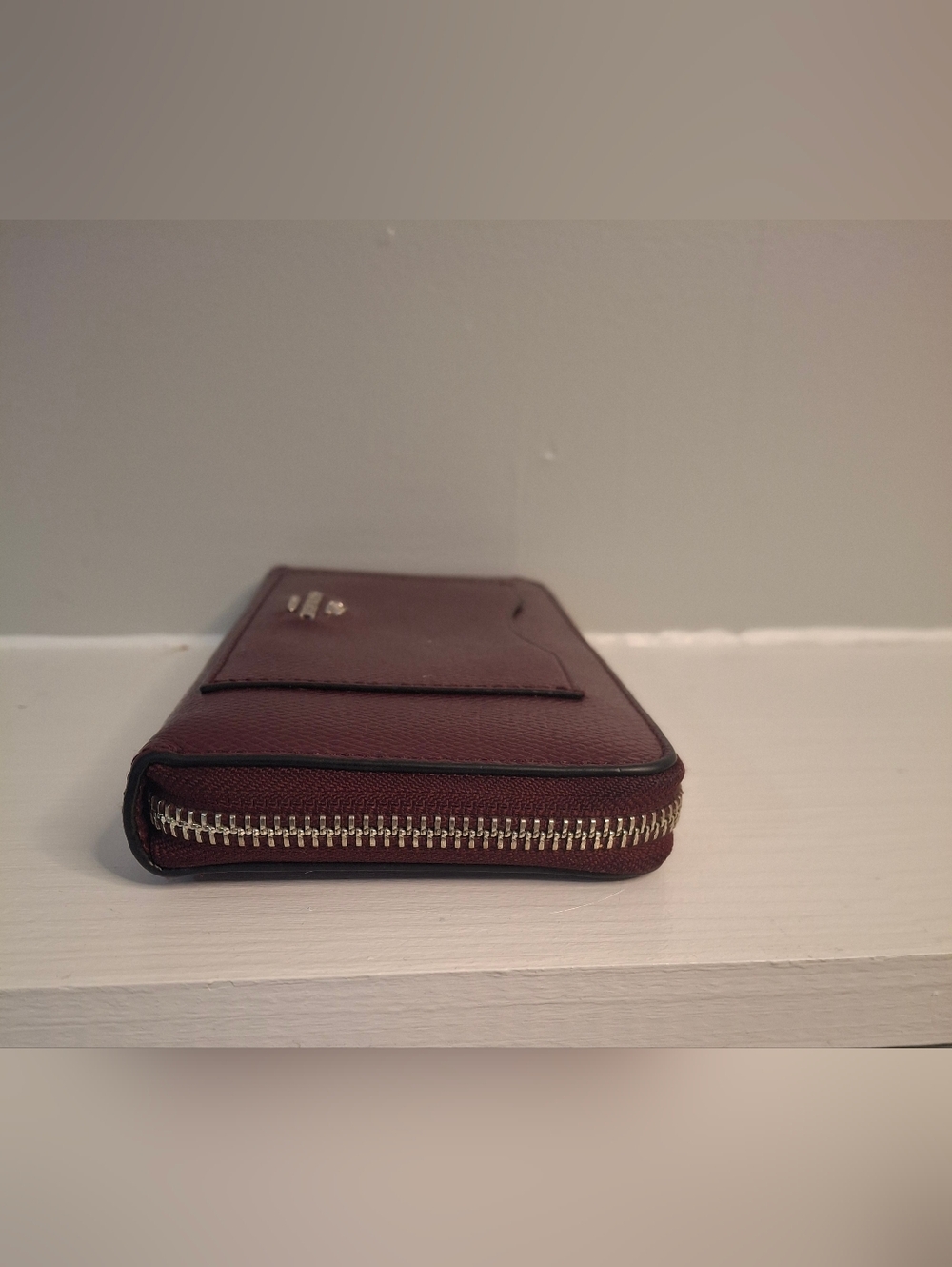Coach Accordion Zip Wallet Burgundy Crossgrain Leather EUC - Picture 4 of 7